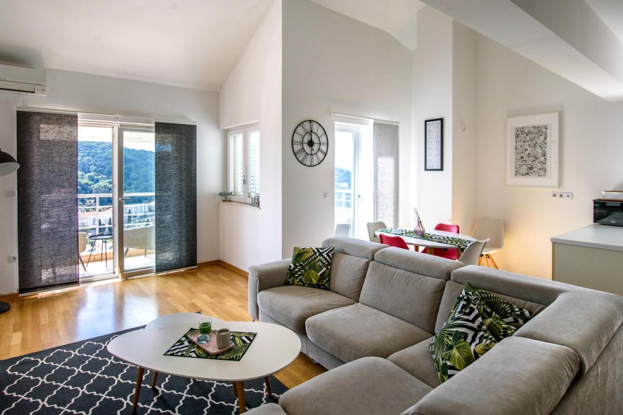 Summer Night Apartment By Duhomes دوبروفينك المظهر الخارجي الصورة